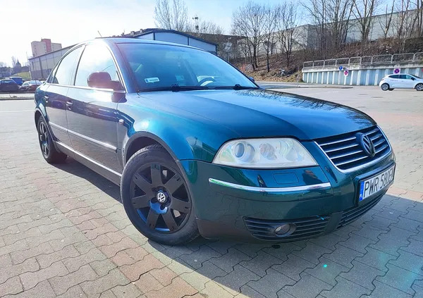 volkswagen Volkswagen Passat cena 6900 przebieg: 325000, rok produkcji 2003 z Szczecin